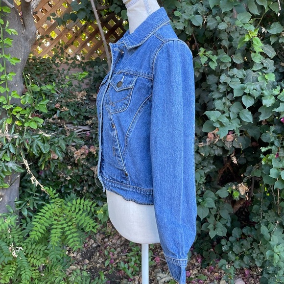 Denim Jean Jacket Cropped Bill Blass Woman’s  Size PETITE Small - Picture 2 of 8